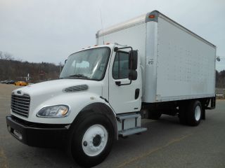 2008 Freightliner M2 photo