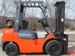 2005 Toyota 7fgu25 Forklift Lift Truck Hilo Fork,  Caterpillar,  Yale,  Hyster photo