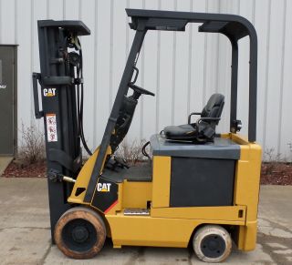 Caterpillar Model E3500 (2008) 3500lbs Capacity Great 4 Wheel Electric Forklift photo