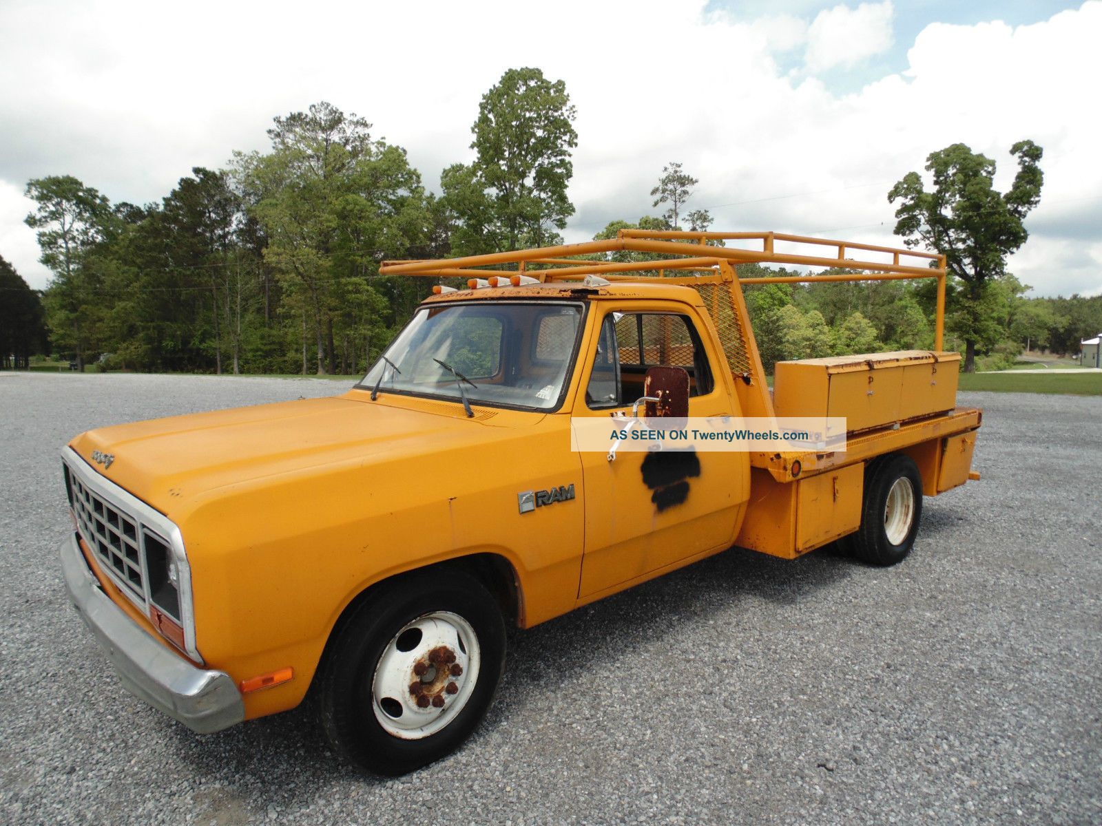 1984 Dodge 350 Utility / Service Trucks photo