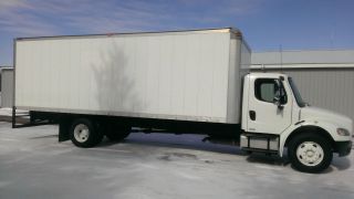 2007 Freightliner M2 Business Class photo