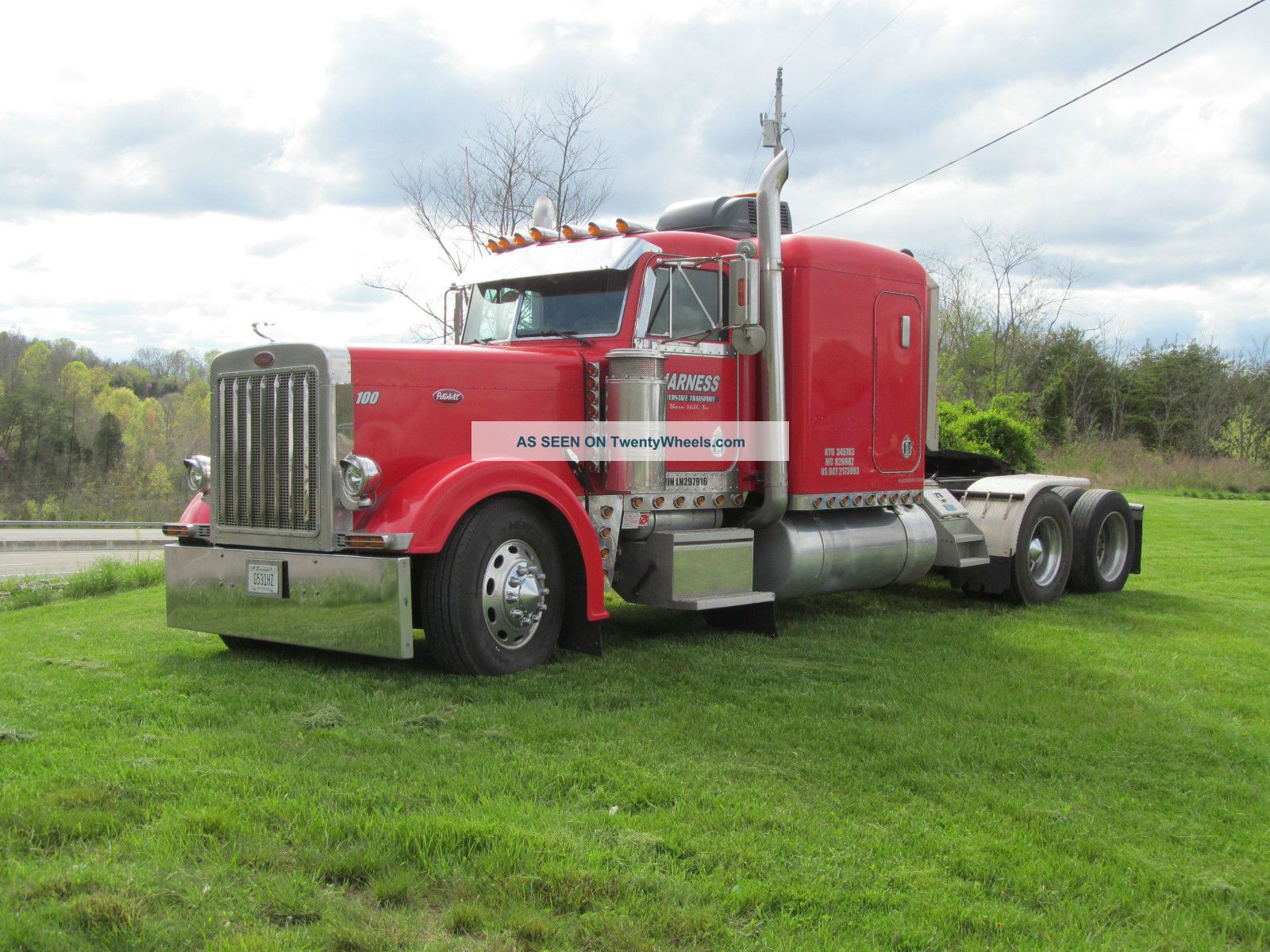 1990 Peterbilt 379 Sleeper Semi Trucks photo