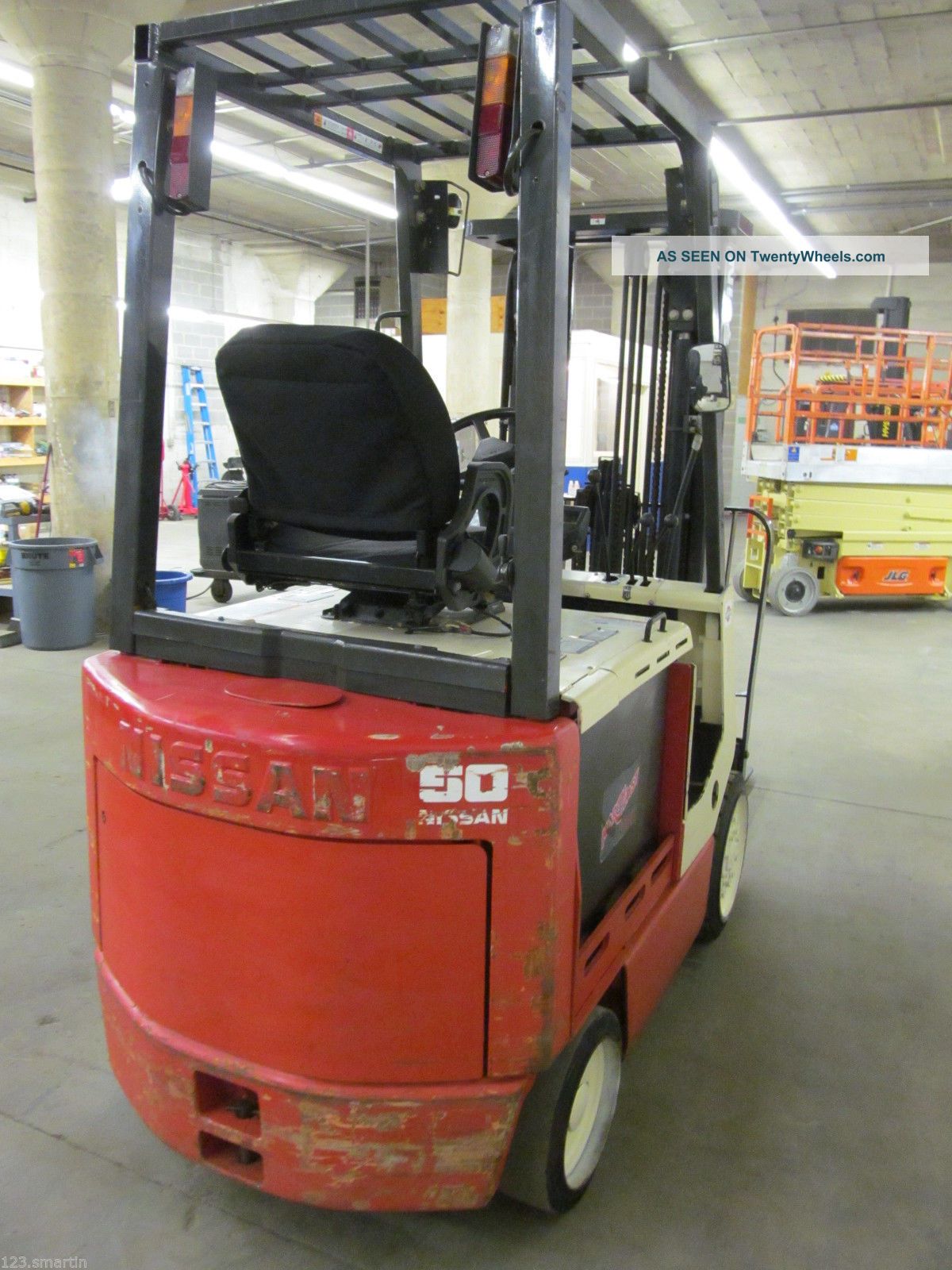 04 ' Nissan 5, 000 Lb. Electric Forklift, Three Stage, Sideshift, 4 Way