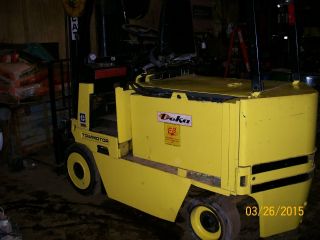 8000 Lb Cat Electric Fork Lift,  Side Shift W/charger photo