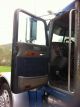 2006 Peterbilt 379 Daycab Semi Trucks photo 9