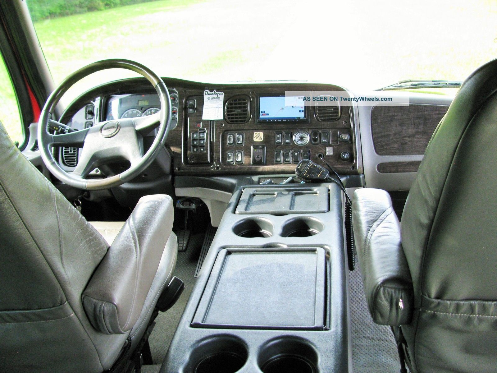 2006 Freightliner M2 106 Sport Chassis Rha 114 Ranch Hauler