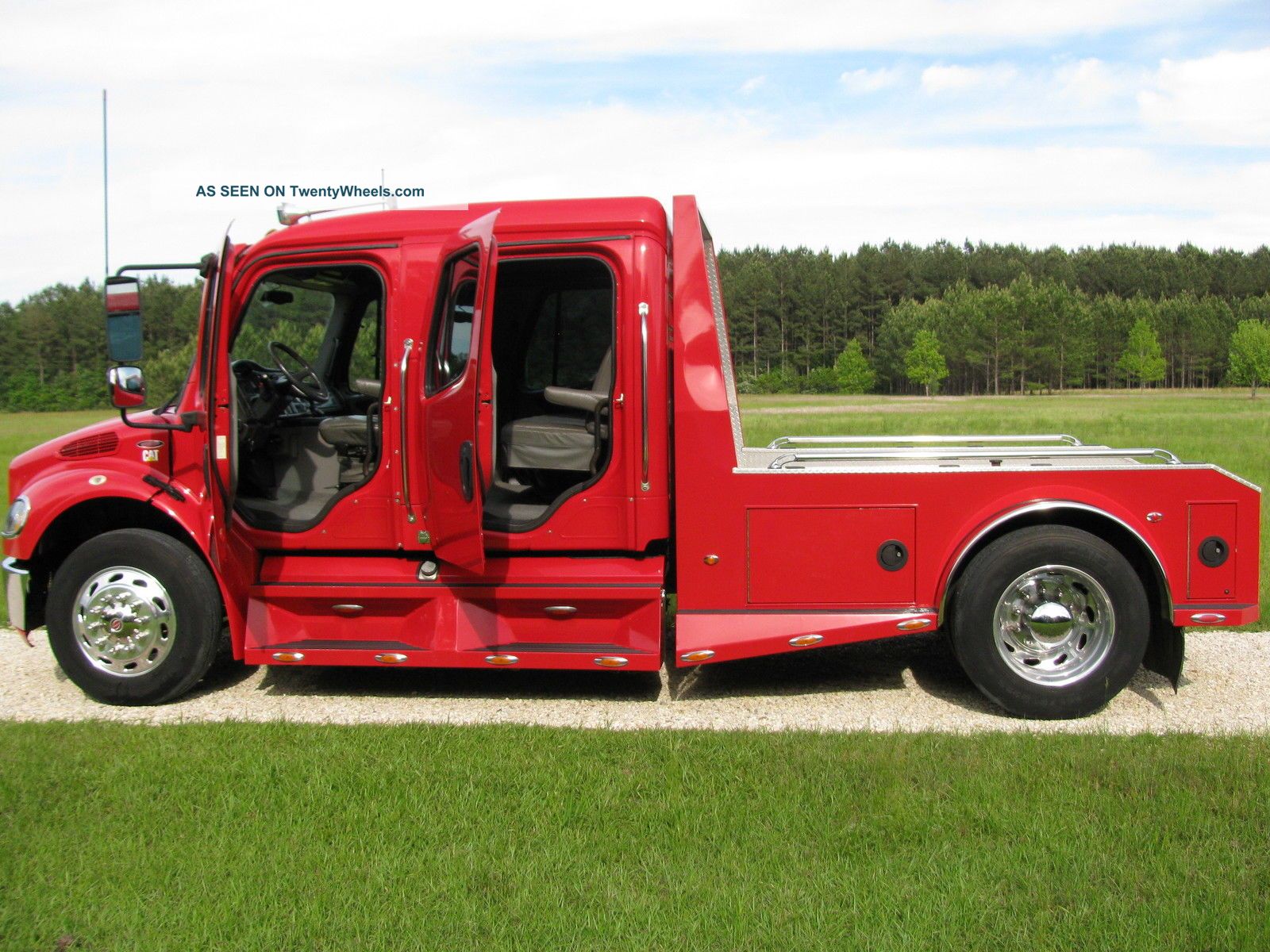 2006 Freightliner M2 106 Sport Chassis Rha 114 Ranch Hauler