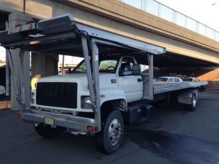 1999 Chevrolet C - 7500 photo