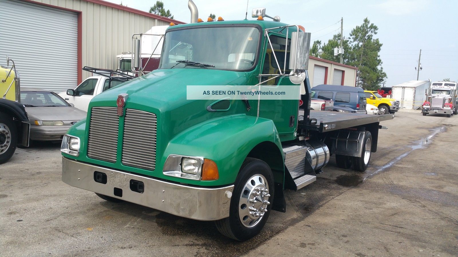 2004 Kenworth T 300 Flatbeds & Rollbacks photo