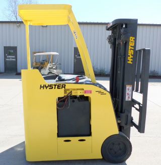 Hyster Model E35hsd (2004) 3500lbs Capacity Great Docker Electric Forklift photo