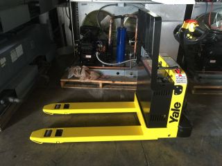 Yale Electric Pallet Jack With Built In Charger photo