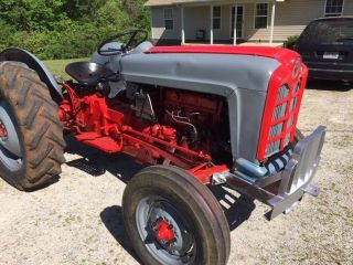 1958 Ford 801 Antique Tractor photo