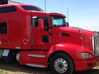 2008 Kenworth T660 photo