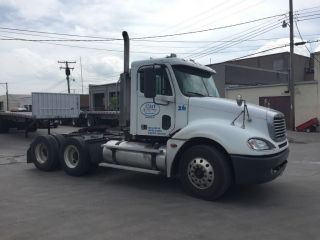 2005 Freightliner Cl120 Columbia photo