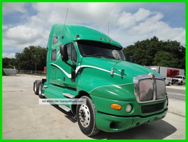 2007 Kenworth T 2000 Sleeper Semi Trucks photo
