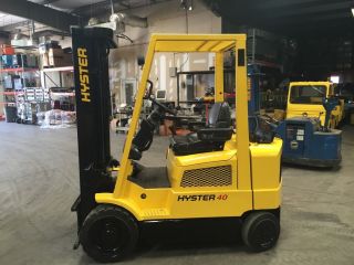 4000lb Hyster S40xm Forklift photo