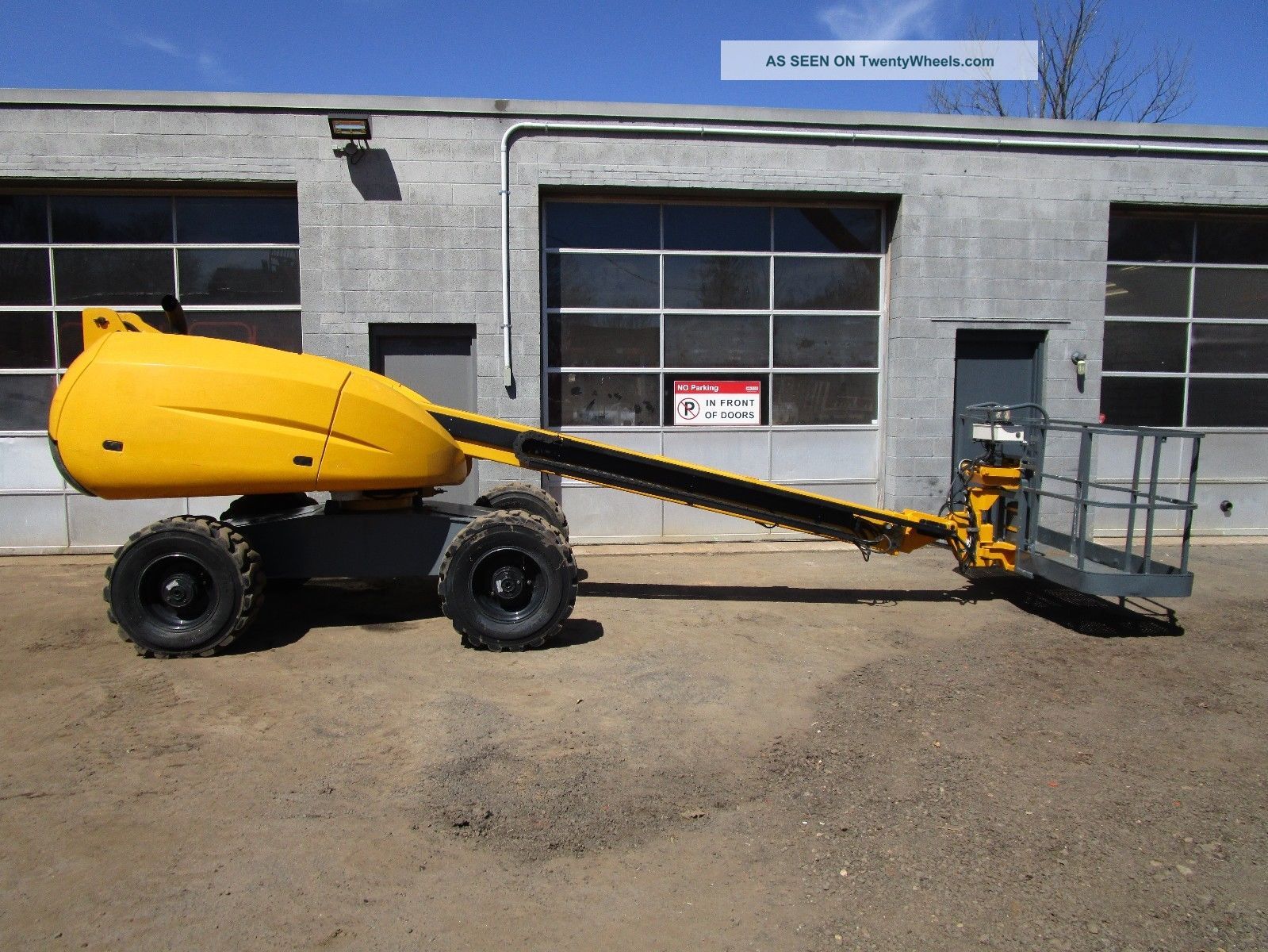 Haulotte Hb40, 40 Ft. Telescopic Diesel Boom Lift, Awp, Aerial Man Lift