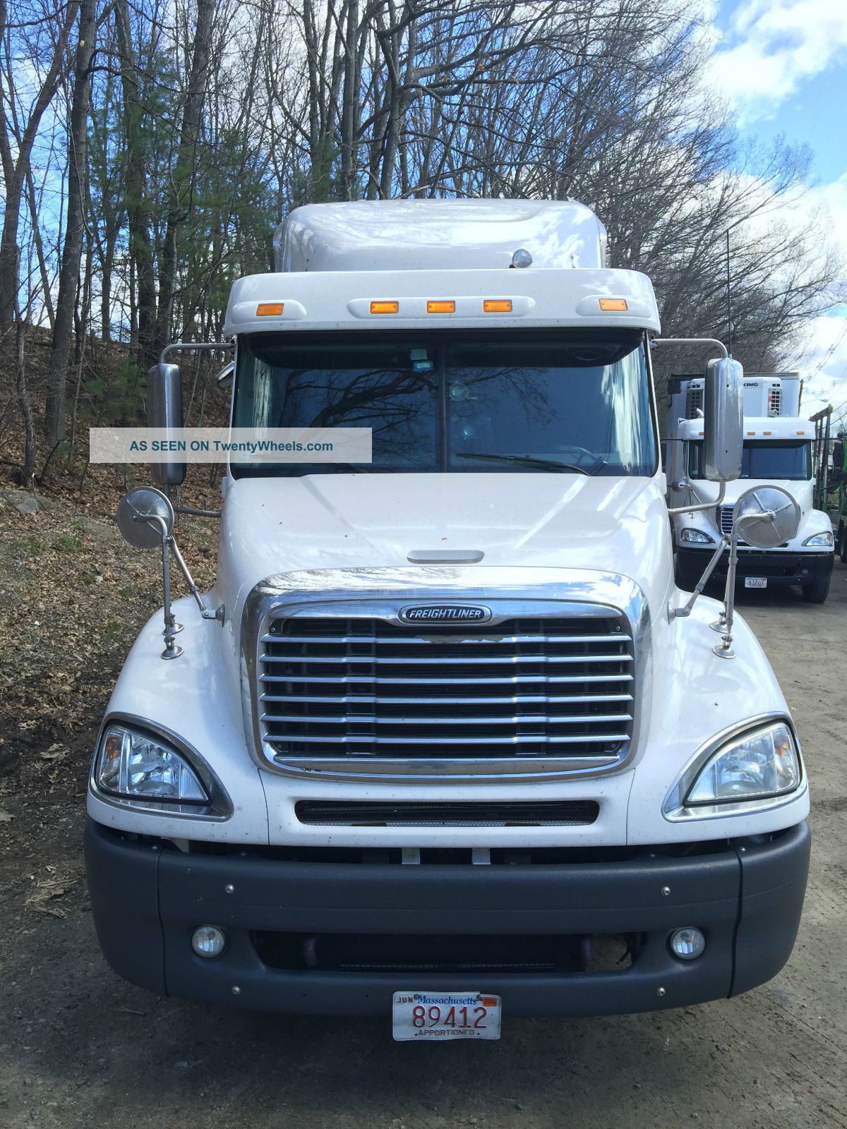 2007 Freightliner Columbia Sleeper Semi Trucks photo