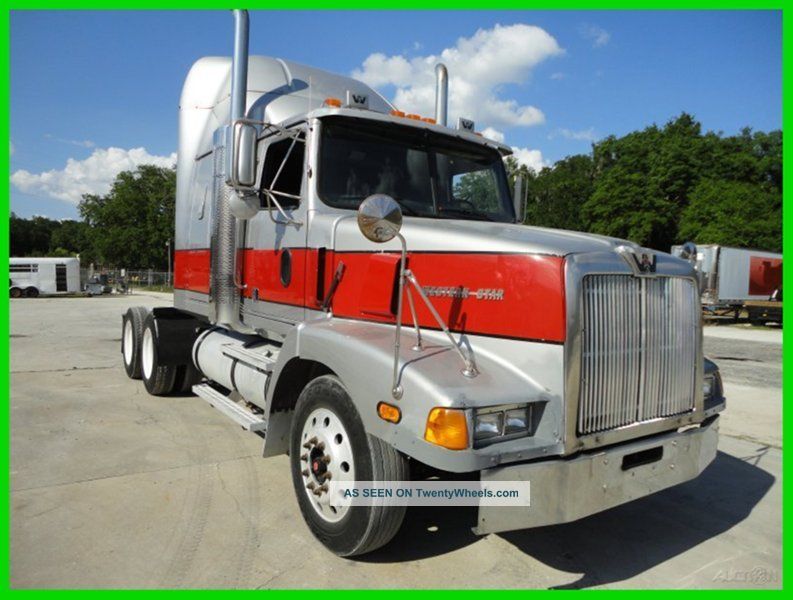 2001 Western Star 5964ss Sleeper Semi Trucks photo