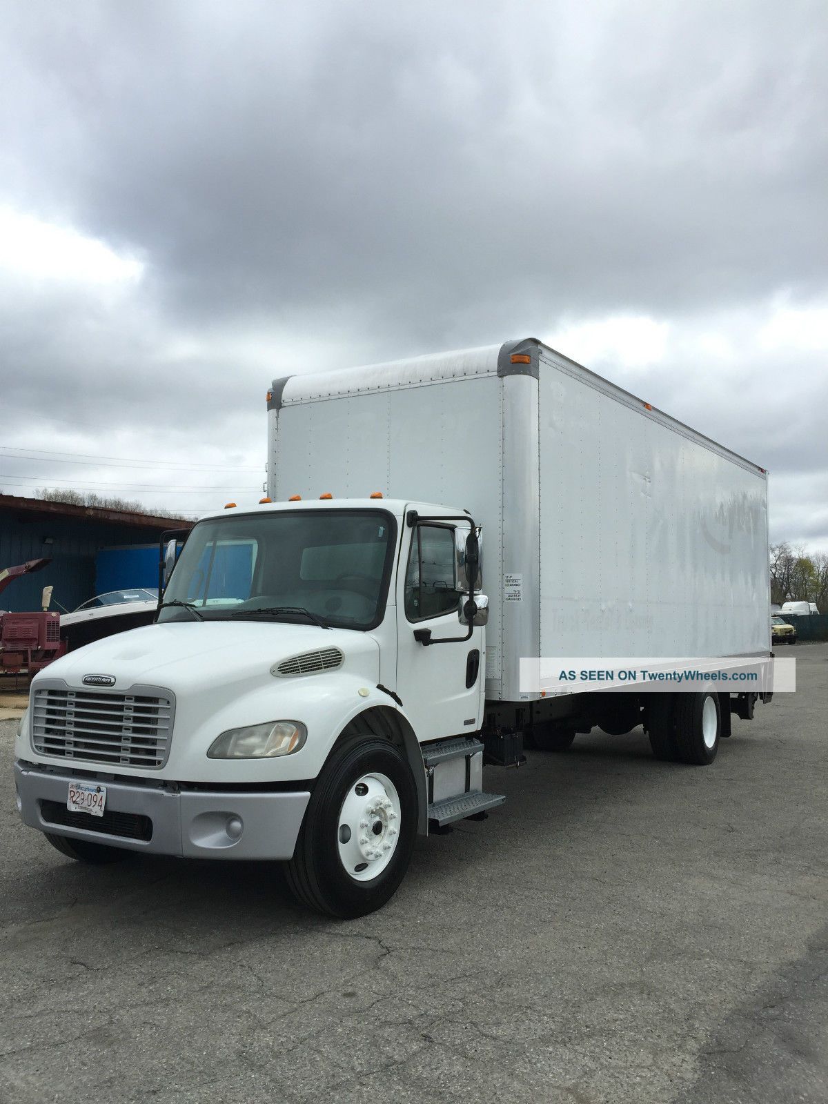 2005 Freightliner M2 Box Trucks / Cube Vans photo