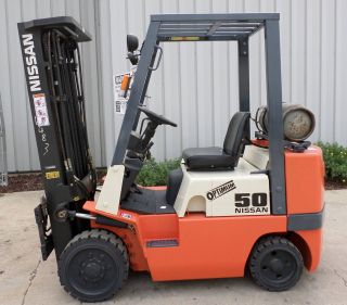 Nissan Model Cpj02a25pv (2002) 5000lbs Capacity Great Lpg Cushion Tire Forklift photo