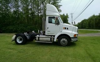 2005 Sterling 9500 photo