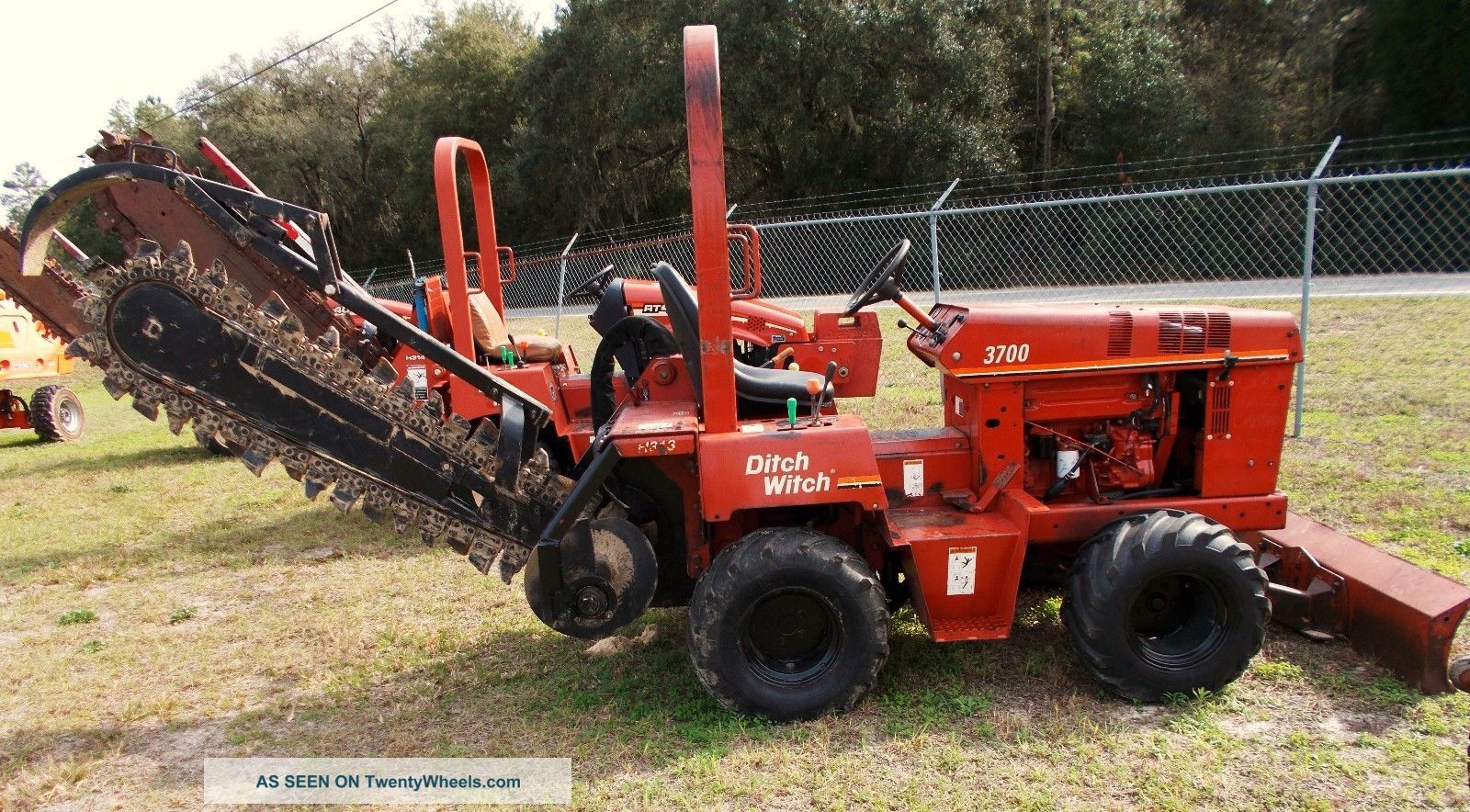 Ditch Witch 3700 Ride On Trencher H313 Deutz 3 Cyl.  Diesel 3t0239 Trenchers - Riding photo