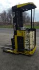 Electric Stand Up Reach Style Fork Truck Ee Rated With Charger Forklifts photo 2