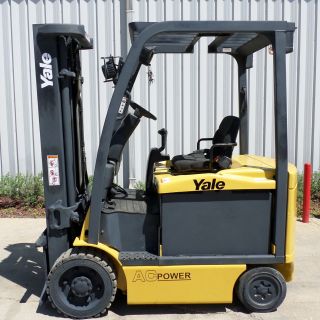 Yale Model Erc060vg (2009) 6000lbs Capacity Great 4 Wheel Electric Forklift photo