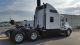 2006 Kenworth T600 Daycab Semi Trucks photo 1