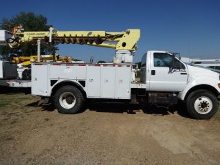 2003 Ford F750 photo