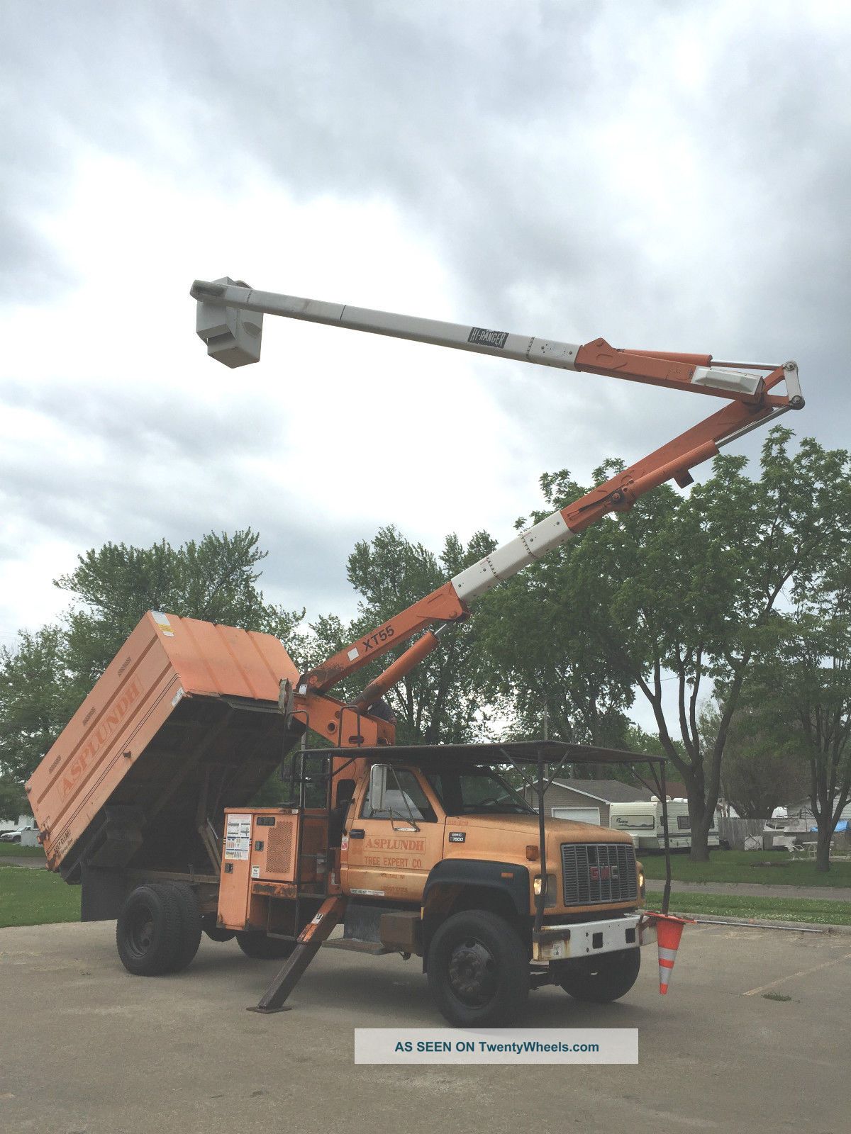 1999 Gmc C7500 Bucket / Boom Trucks photo