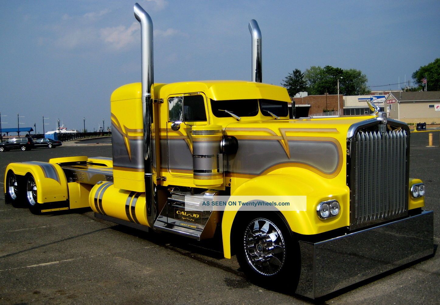 1980 Kenworth W - 900a Extended Hood Sleeper Semi Trucks photo