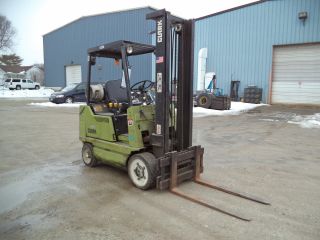 Clark Gcs20mb,  4,  000,  4000 Cushion Tired Forklift,  2 Stage Mast,  Side Shift photo