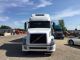 2006 Volvo Vnl 670 Sleeper Semi Trucks photo 7