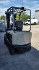 2004 Crown Fc4020 - 50 Electric Forklift,  5k Capacity, ,  3 Stage Forklifts photo 3