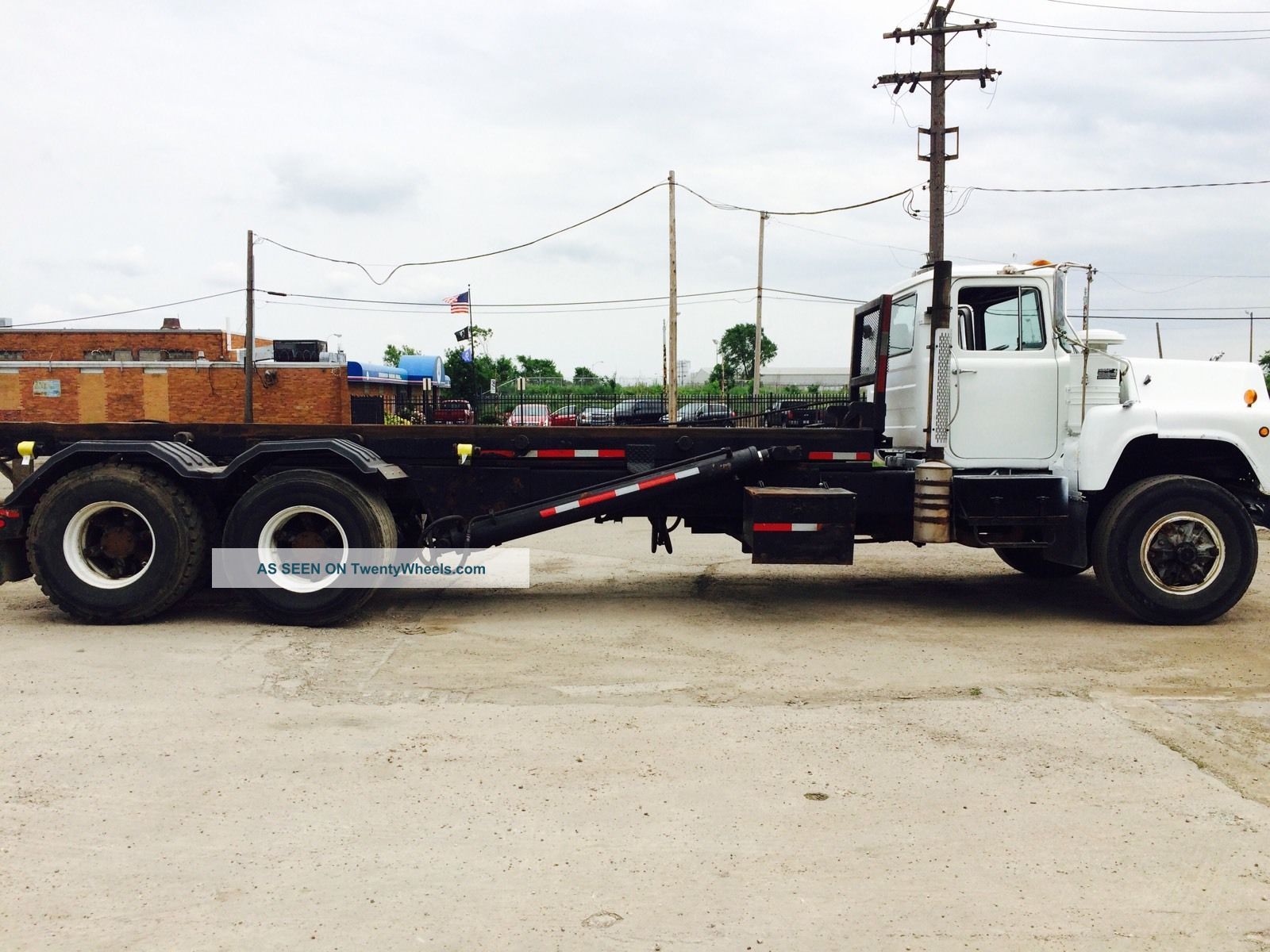 Roll Off Trucks Other Heavy Equipment photo