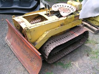 Mini Crawler Tractor Dozer Bulldozer Struck Magnatrac photo