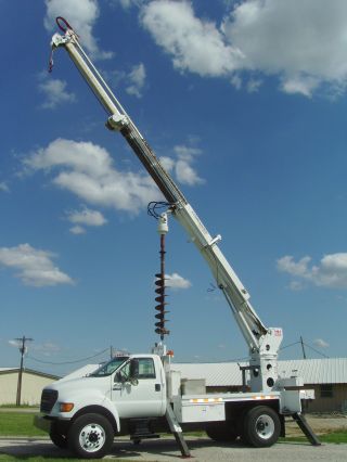 2000 Ford F 750 photo