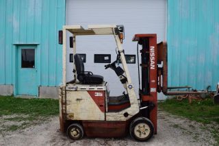 Nissan Forklift - Hard Rubber Tires,  3025 Lb Capacity,  14 ' Max Lift Height photo