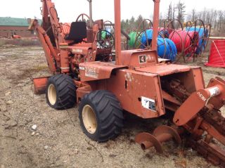 Ditch Witch R65 4x4 Ride On Trencher Backhoe Excavator Front Blade photo