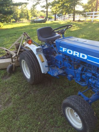 Ford 1210 4x4 Diesel Tractor photo