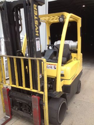 2006 Hyster Forklift photo