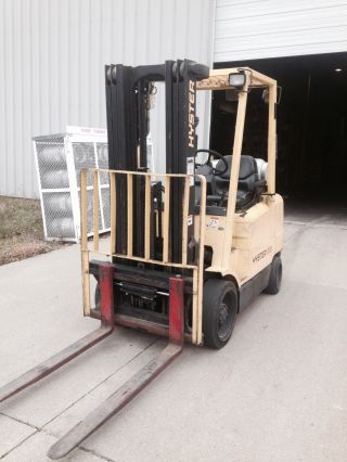 1998 Hyster Forklift photo