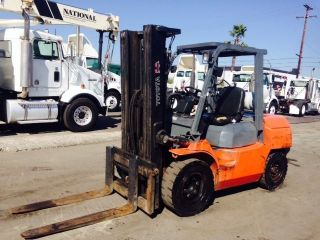 Toyota Forklift Year 2007 With Side - Shifter 8,  000 Lb photo