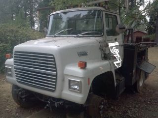 1972 Ford L8000 photo