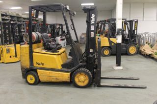 Reconditioned 2004 Yale Glc060 6000lb Forklift Lpg Propane With Sideshift photo