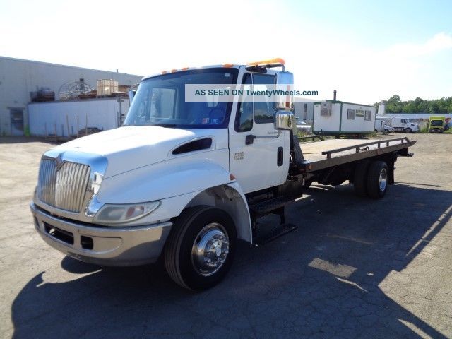 2003 International 4300 21 ' Jerr Dan Steel Rollback Tow Truck Flatbeds & Rollbacks photo