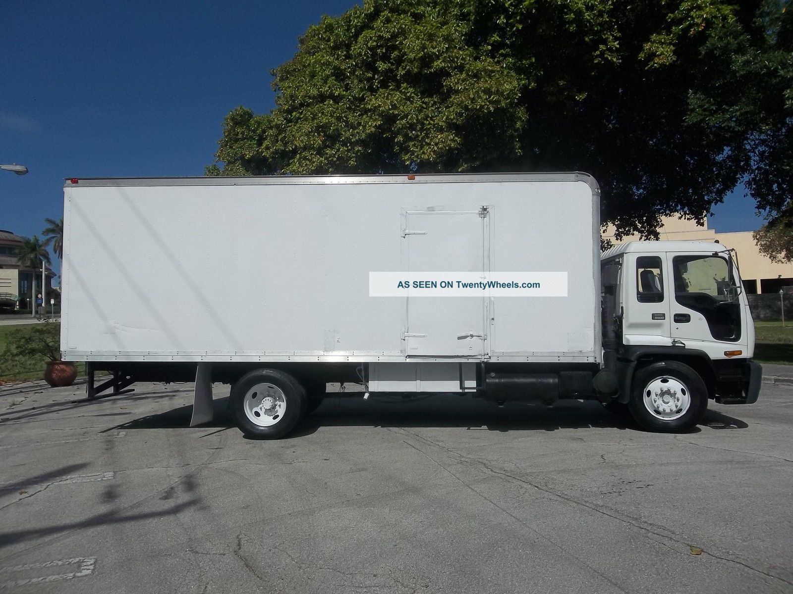2000 Gmc T6500 Xcab 24 ' Box Truck Diesel Florida Box Trucks / Cube Vans photo