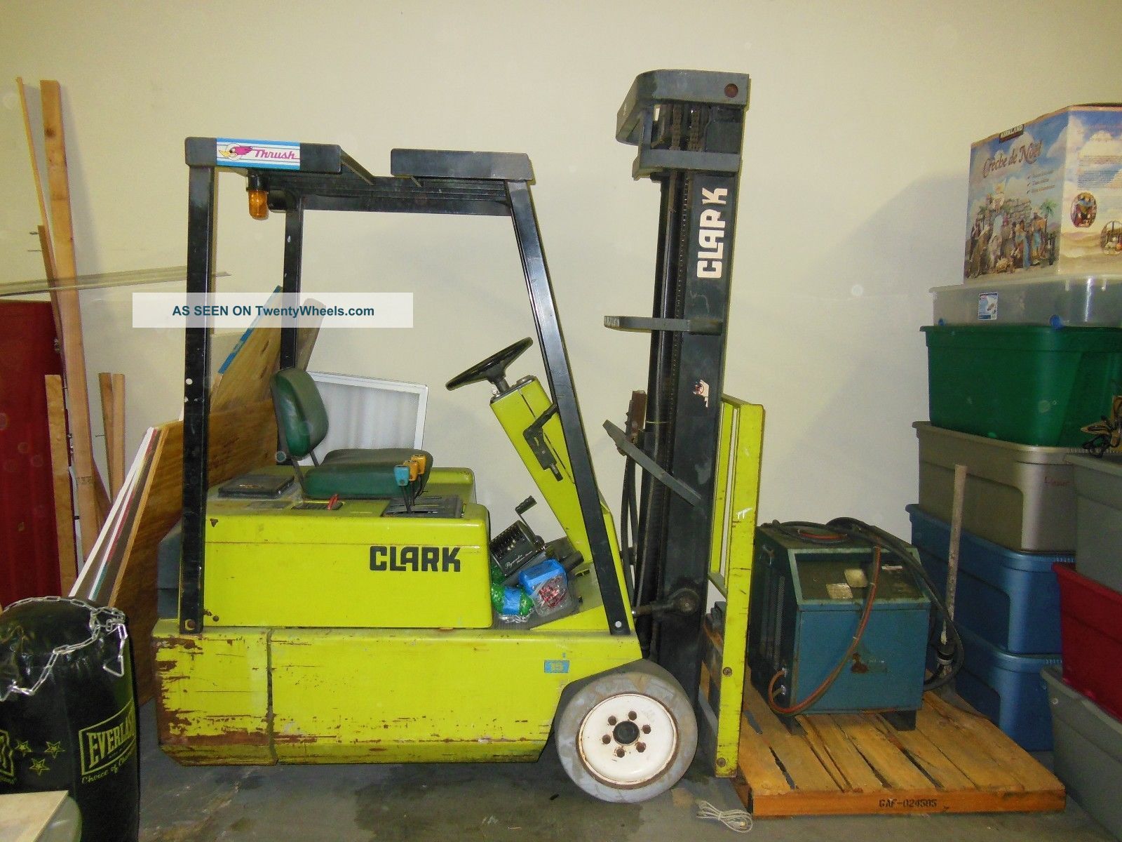 Clark Tm15 3000 Lb.  Electric Forklift With Battery Charger Forklifts photo